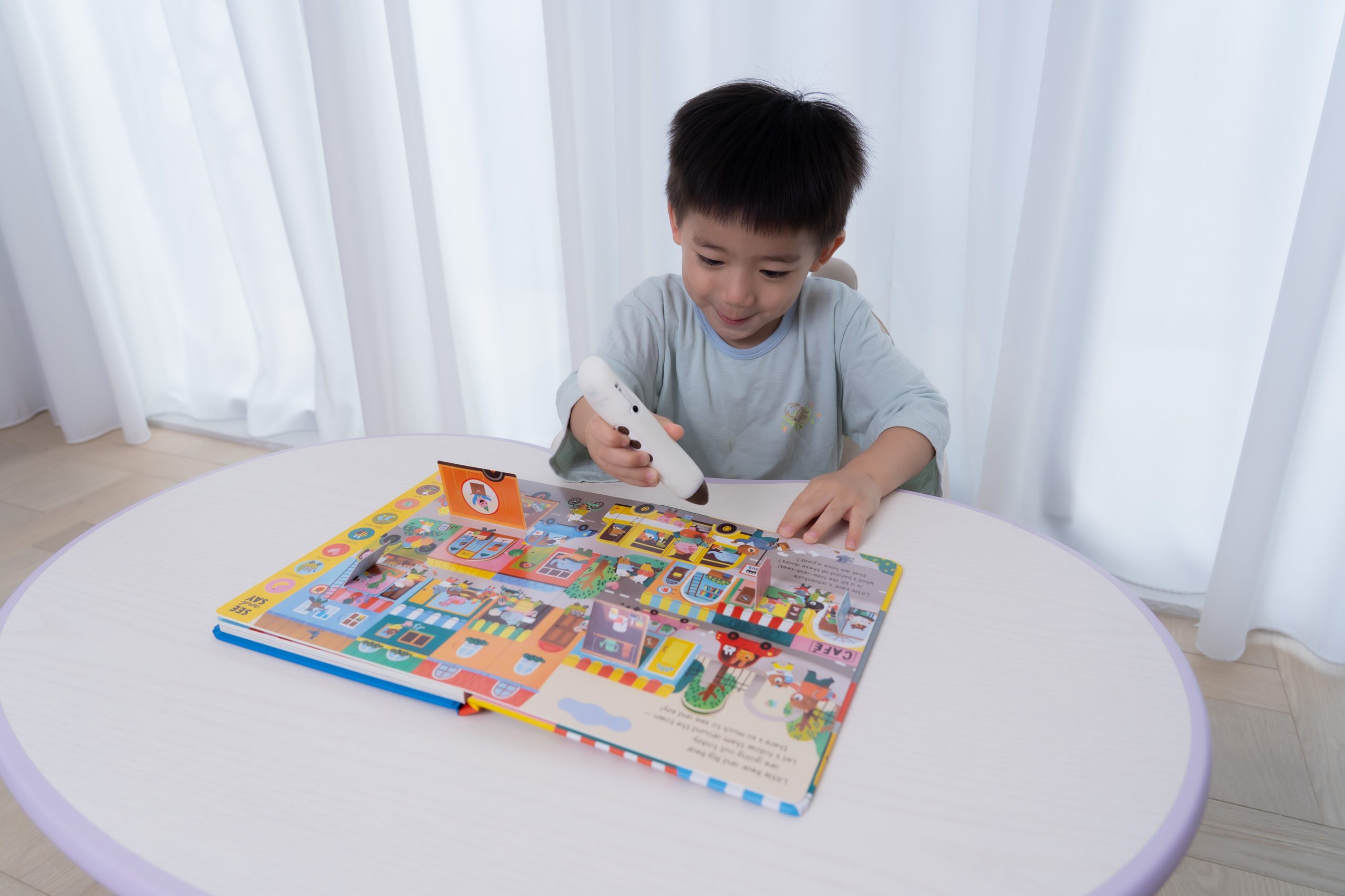 【KidsRead點讀筆x茜茜｜玩樂無痛學語言｜幼兒英文篇。遊戲唱跳系列】