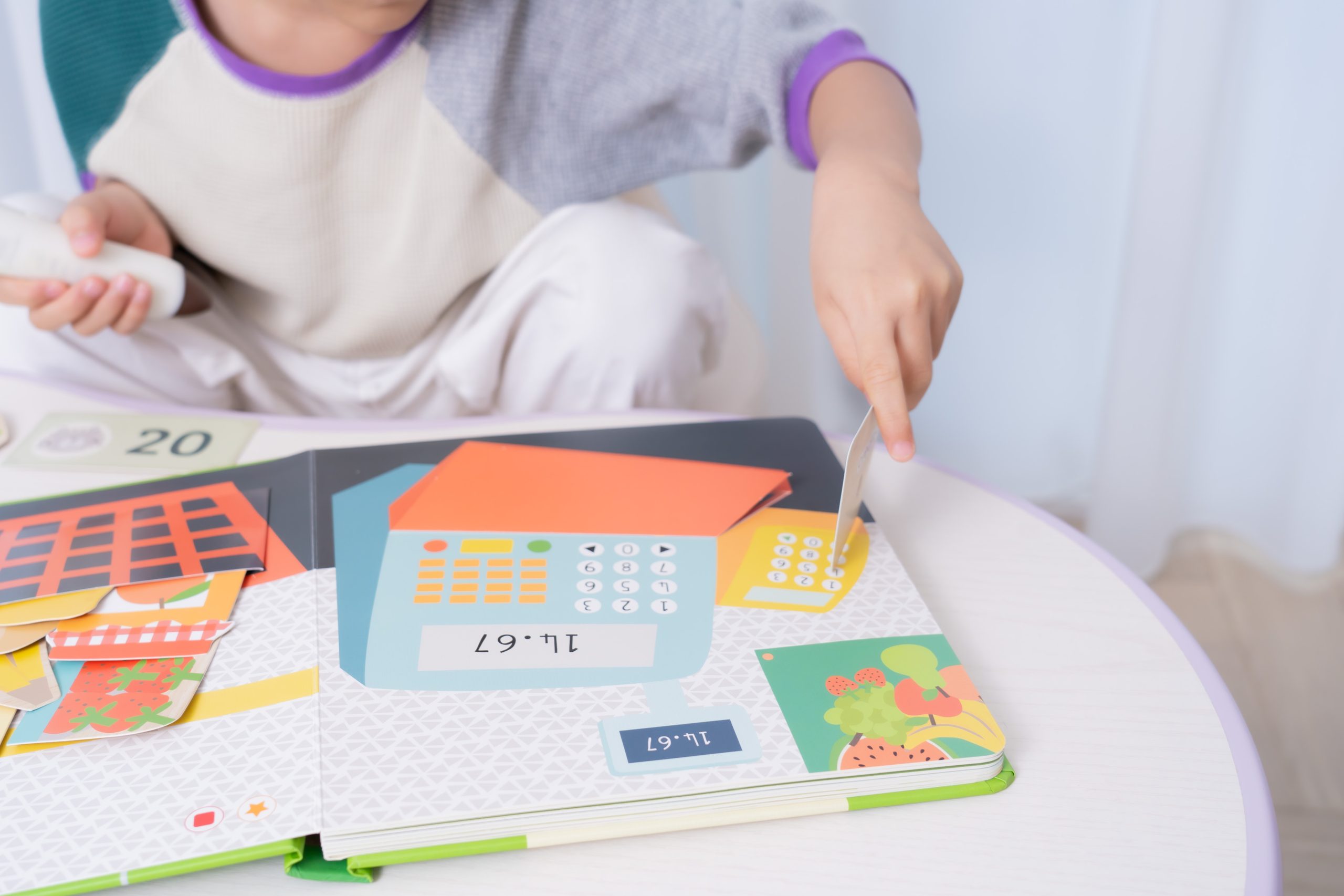 【KidsRead點讀筆x茜茜｜同步提升專注力｜幼兒英文篇。互動學習系列】+小小職人遊戲屋