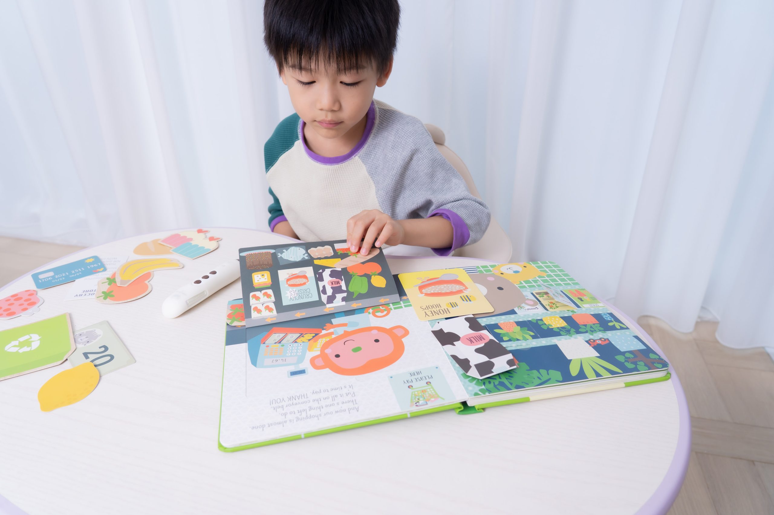 【KidsRead點讀筆x茜茜｜同步提升專注力｜幼兒英文篇。互動學習系列】+小小職人遊戲屋