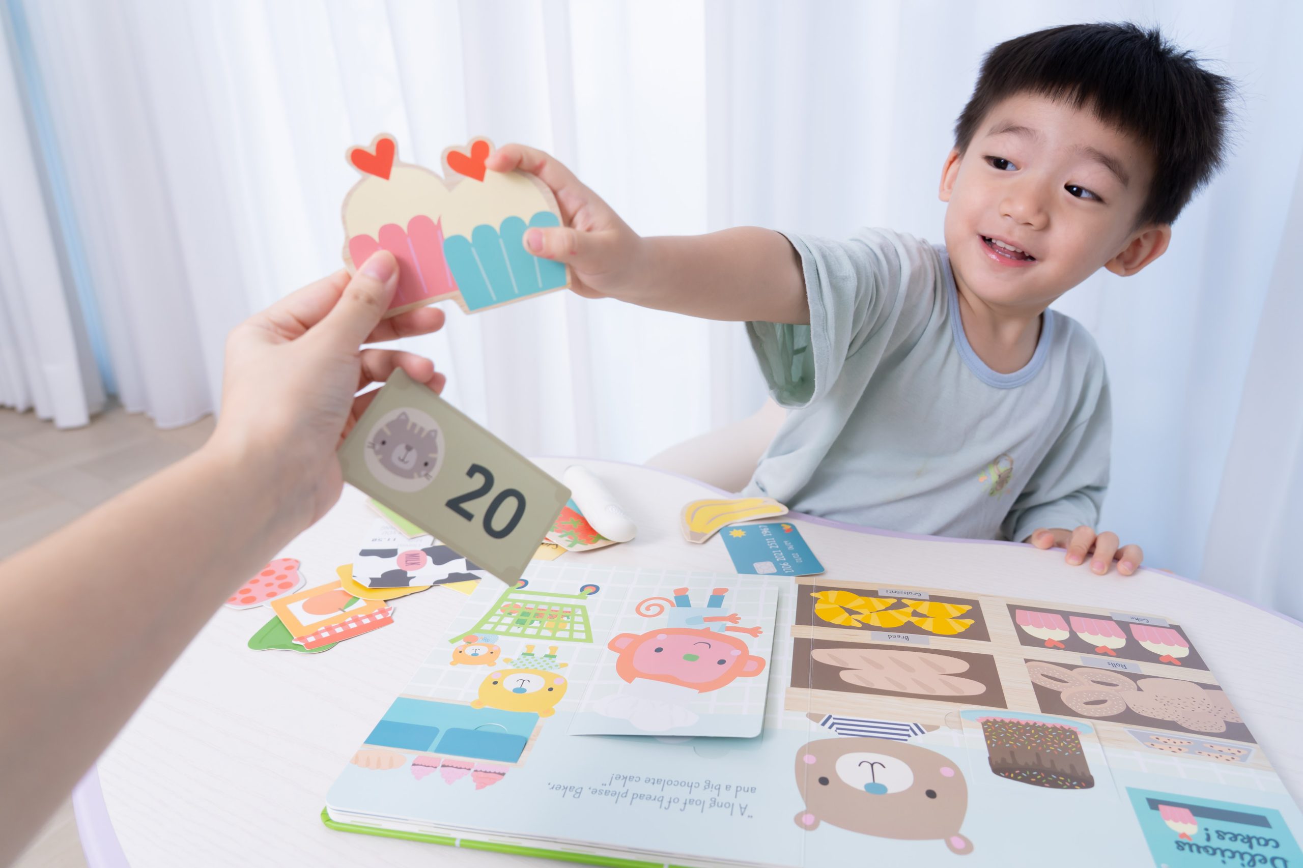 【KidsRead點讀筆x茜茜｜同步提升專注力｜幼兒英文篇。互動學習系列】+小小職人遊戲屋