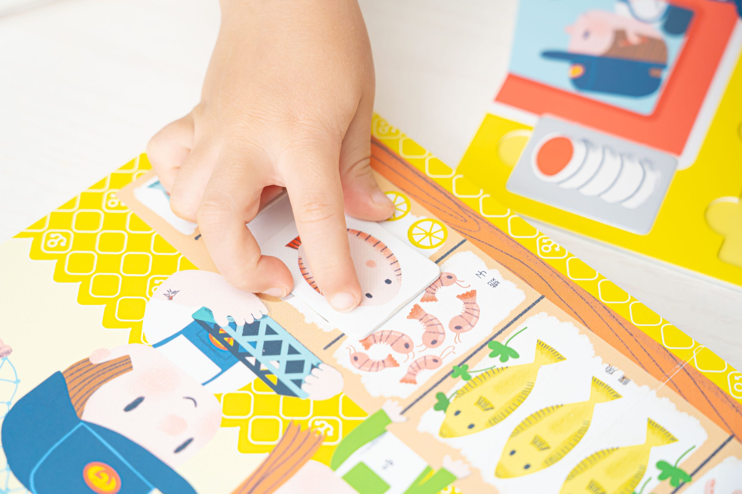 【KidsRead點讀筆x茜茜|感統語言發展|幼兒英文篇。五感認知系列】+獨家!茜茜延伸教材3款 【KidsRead點讀筆x茜茜|感統語言發展|幼兒英文篇。五感認知系列】+獨家!茜茜延伸教材3款