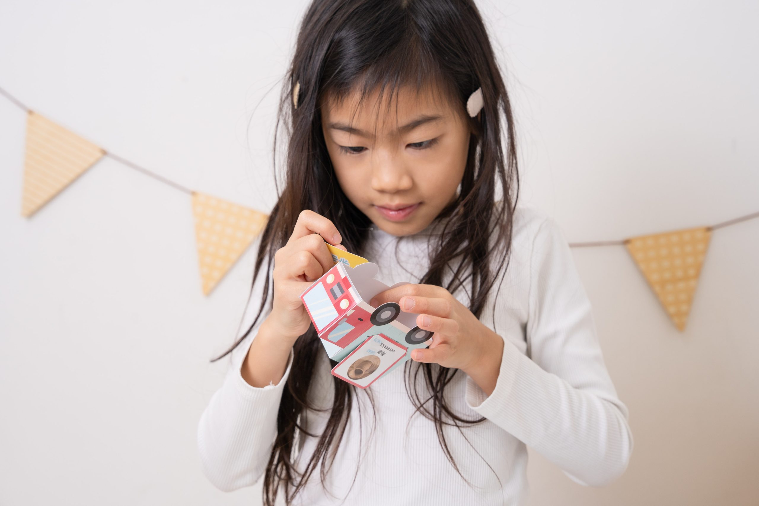 【KidsRead點讀筆x茜茜|感統語言發展|幼兒英文篇。五感認知系列】+獨家!茜茜延伸教材3款 【KidsRead點讀筆x茜茜|感統語言發展|幼兒英文篇。五感認知系列】+獨家!茜茜延伸教材3款