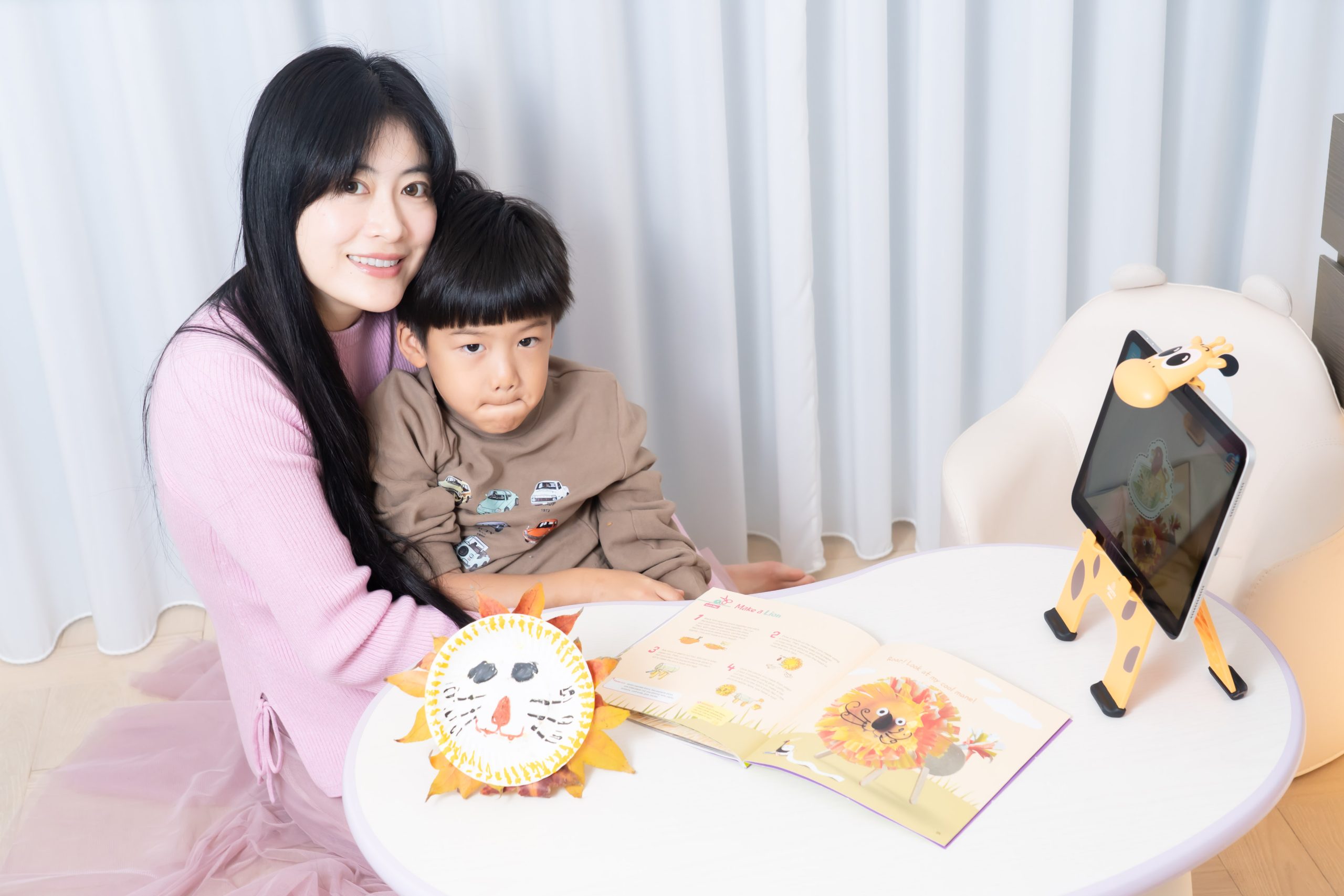 把閱讀變成孩子的主動選擇！【AR pedia虛實互動式英文繪本。中英發音】In to C社會+In to Q好奇+Science自然科普｜導讀電子書+茜茜延伸教材+學習單～茜茜團購