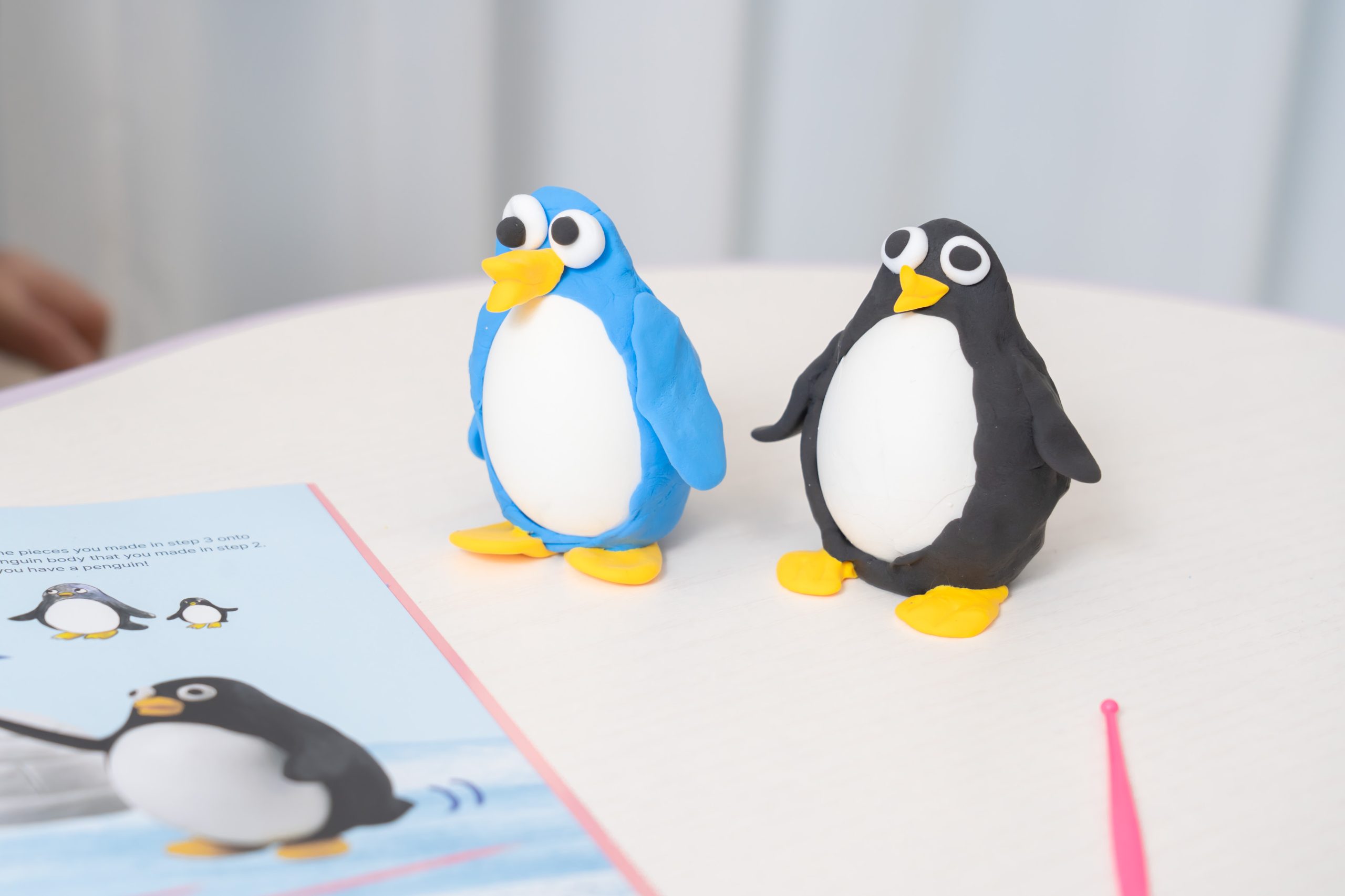 把閱讀變成孩子的主動選擇！【AR pedia虛實互動式英文繪本。中英發音】In to C社會+In to Q好奇+Science自然科普｜導讀電子書+茜茜延伸教材+學習單～茜茜團購