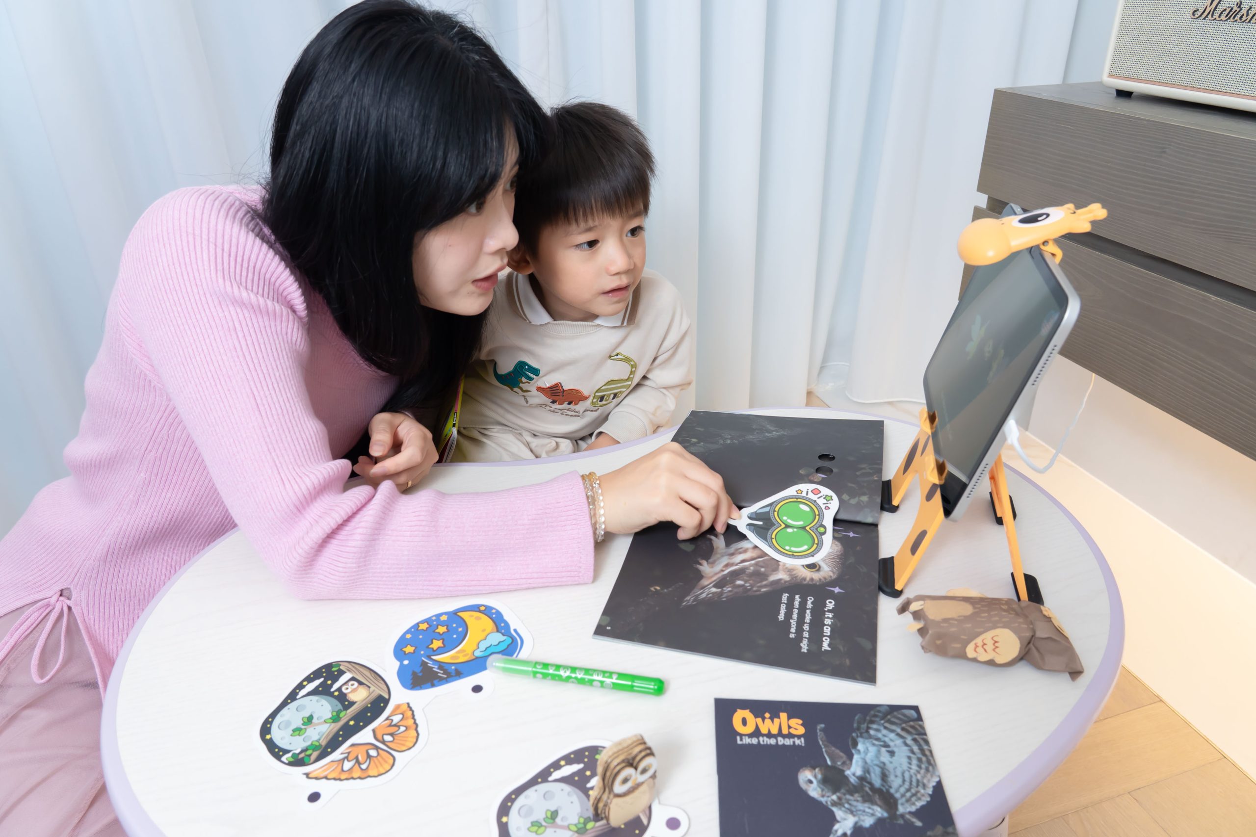 把閱讀變成孩子的主動選擇！【AR pedia虛實互動式英文繪本。中英發音】In to C社會+In to Q好奇+Science自然科普｜導讀電子書+茜茜延伸教材+學習單～茜茜團購