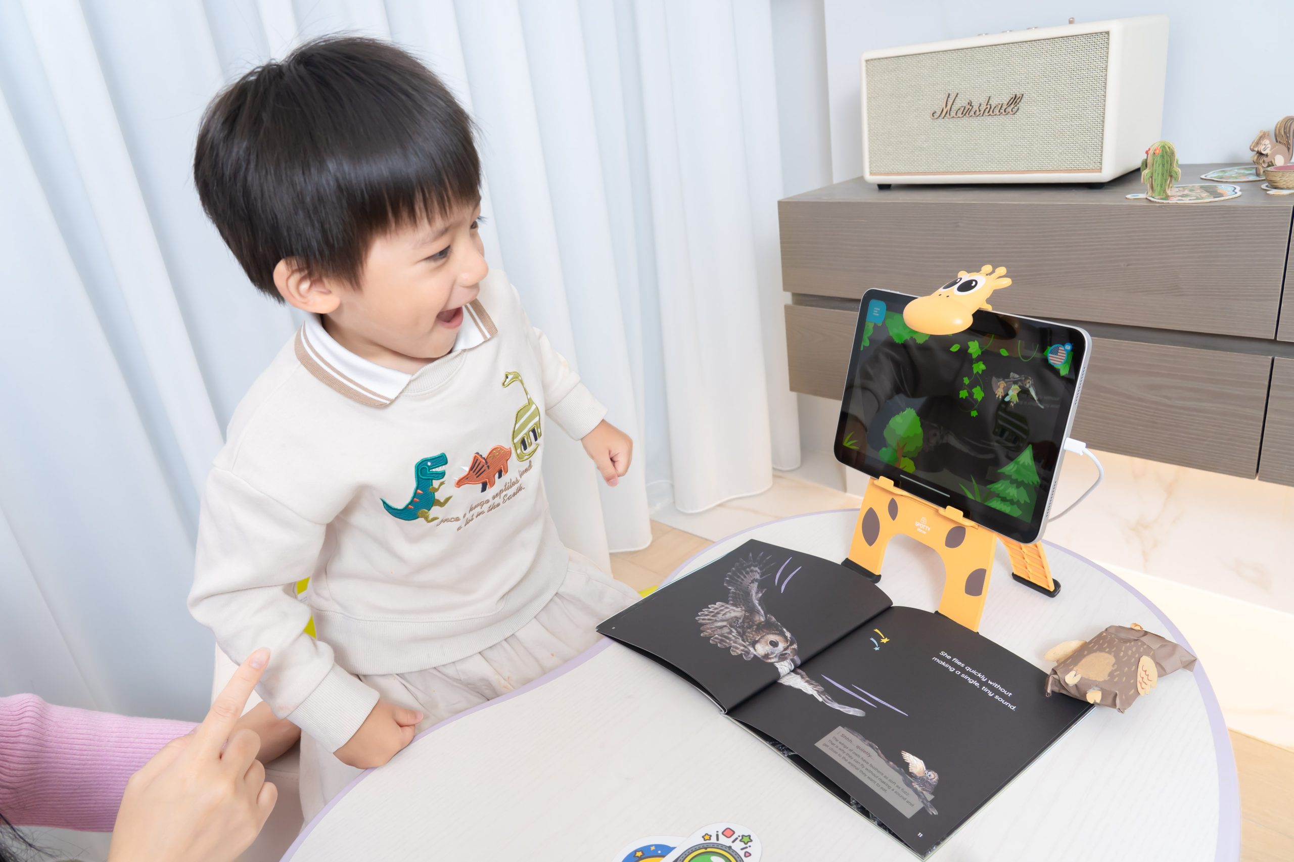 把閱讀變成孩子的主動選擇！【AR pedia虛實互動式英文繪本。中英發音】In to C社會+In to Q好奇+Science自然科普｜導讀電子書+茜茜延伸教材+學習單～茜茜團購