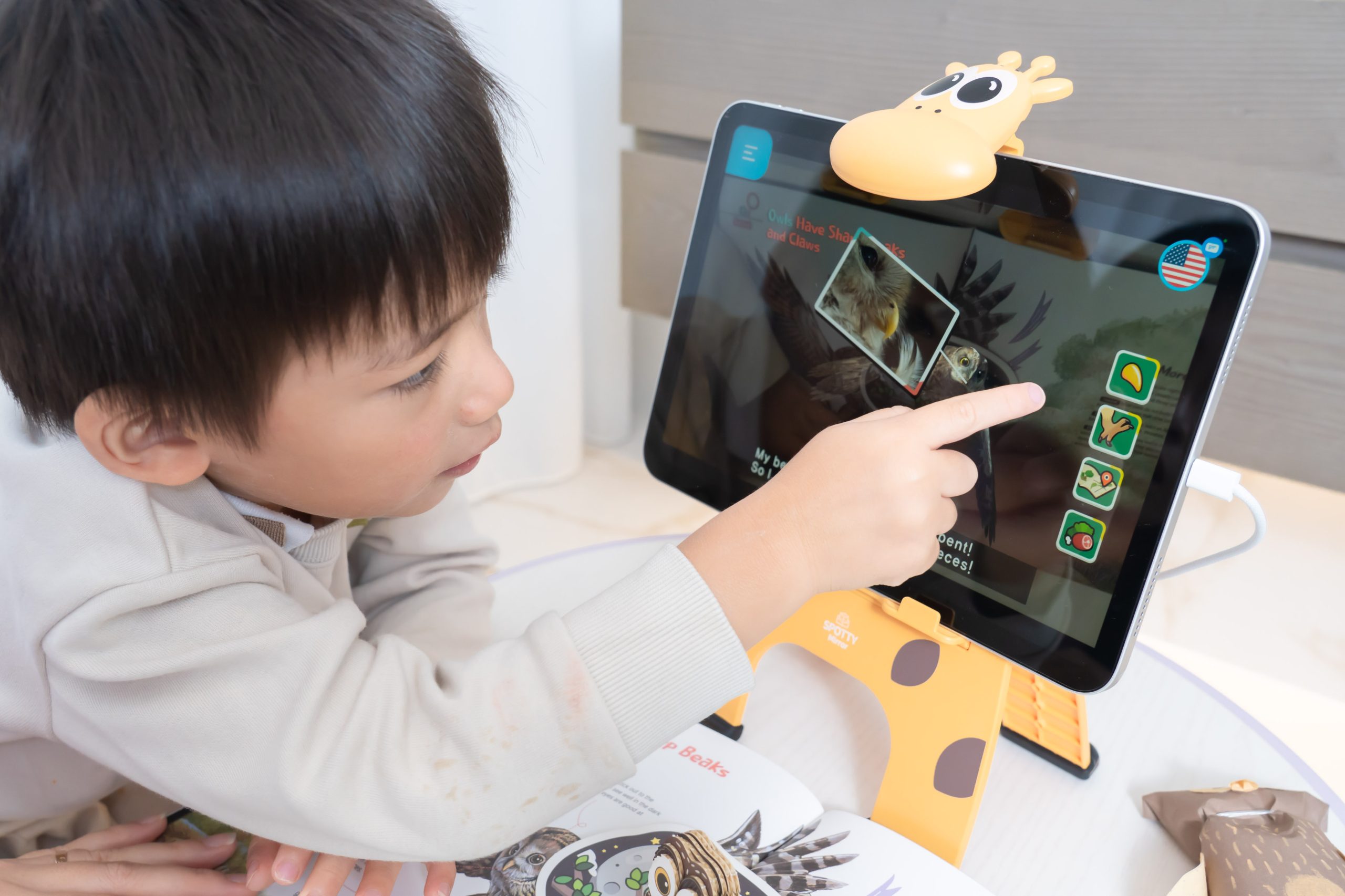 把閱讀變成孩子的主動選擇！【AR pedia虛實互動式英文繪本。中英發音】In to C社會+In to Q好奇+Science自然科普｜導讀電子書+茜茜延伸教材+學習單～茜茜團購