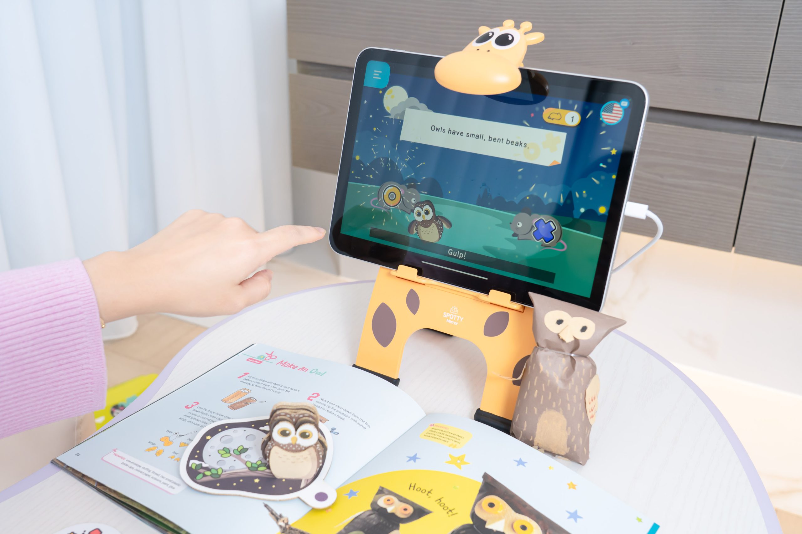 把閱讀變成孩子的主動選擇！【AR pedia虛實互動式英文繪本。中英發音】In to C社會+In to Q好奇+Science自然科普｜導讀電子書+茜茜延伸教材+學習單～茜茜團購