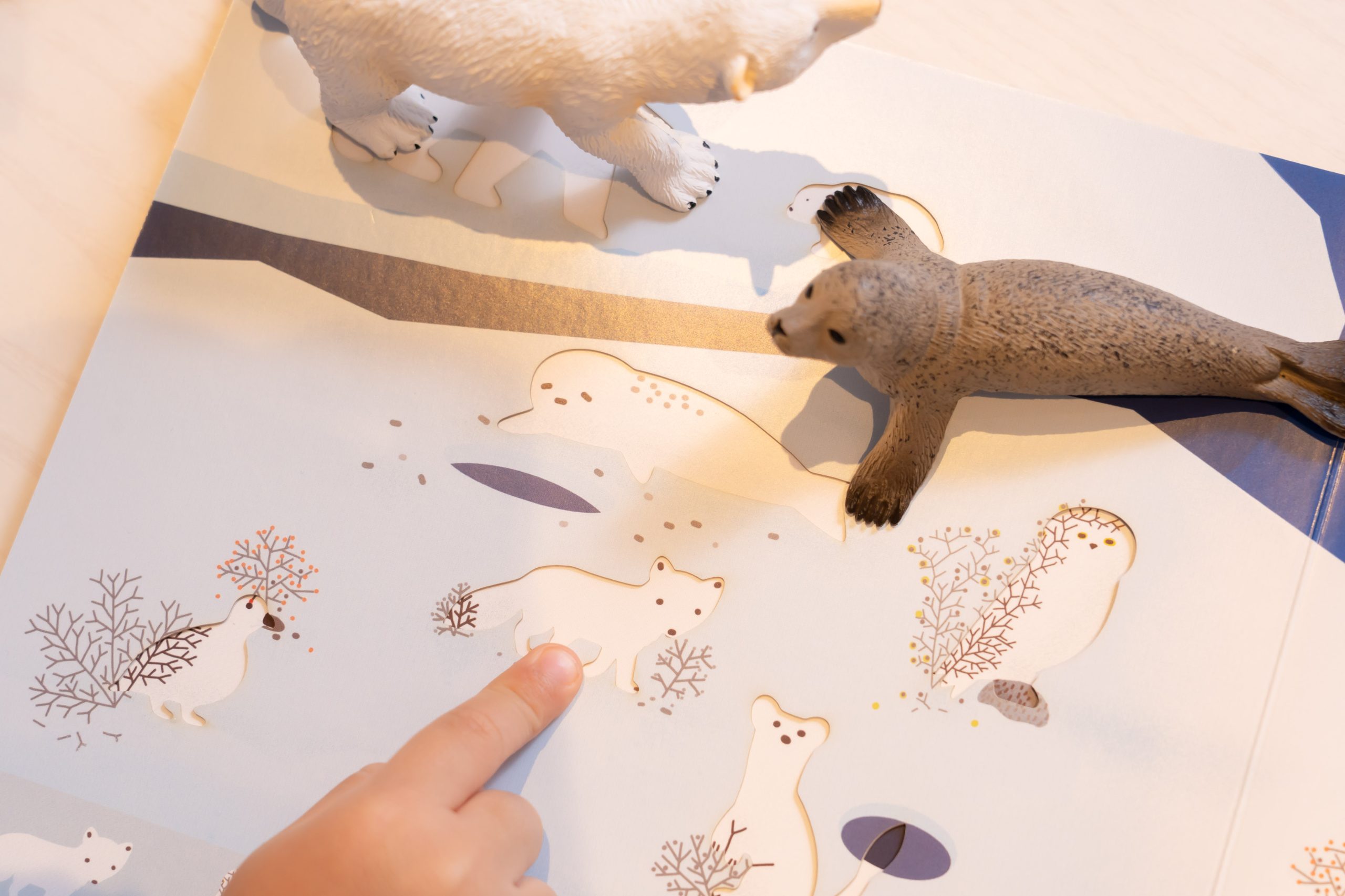 【KidsRead點讀筆x茜茜｜玩樂無痛學語言｜幼兒英文篇。遊戲唱跳系列】