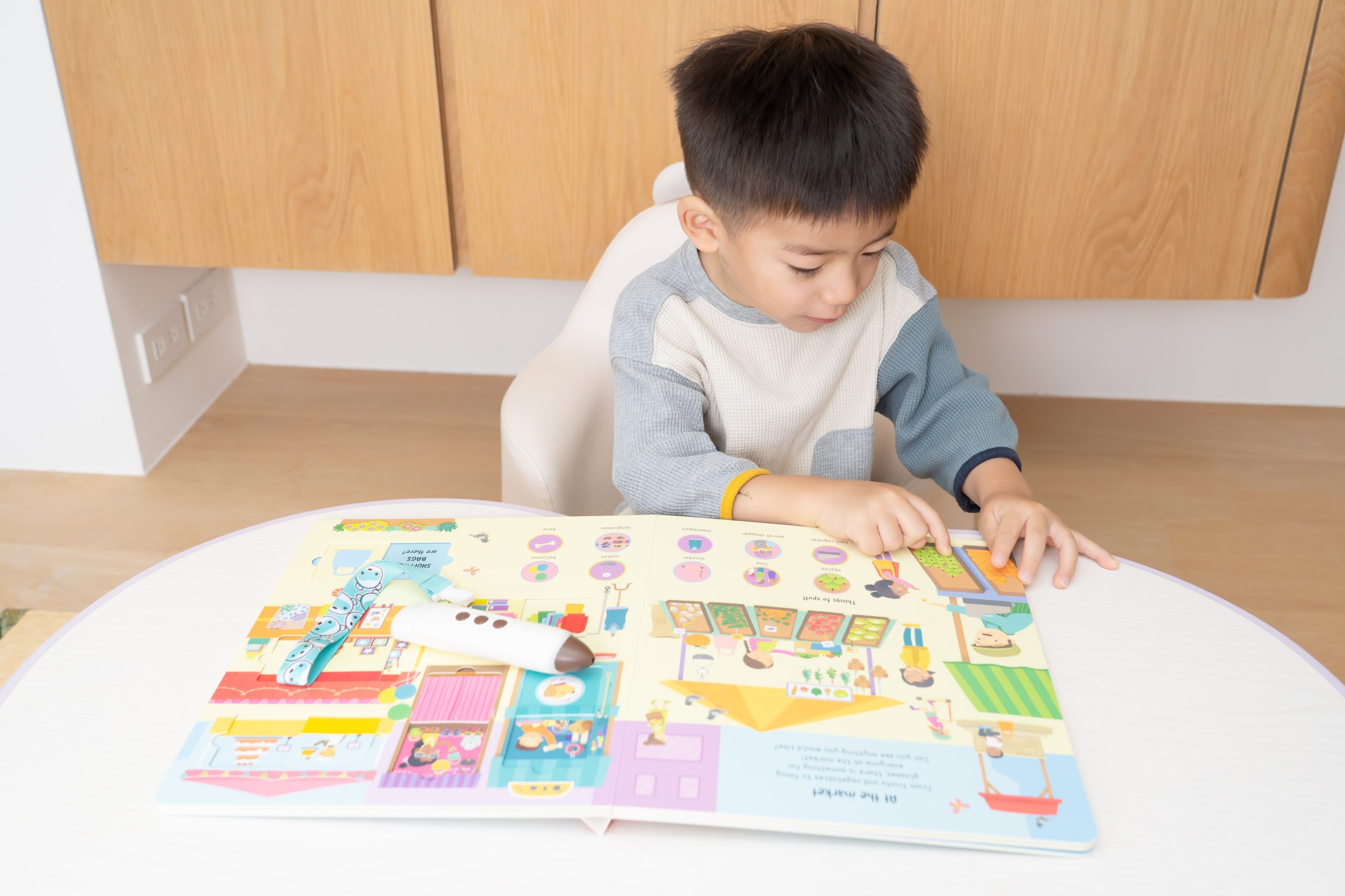【KidsRead點讀筆x茜茜｜同步提升專注力｜幼兒英文篇。互動學習系列】+小小職人遊戲屋