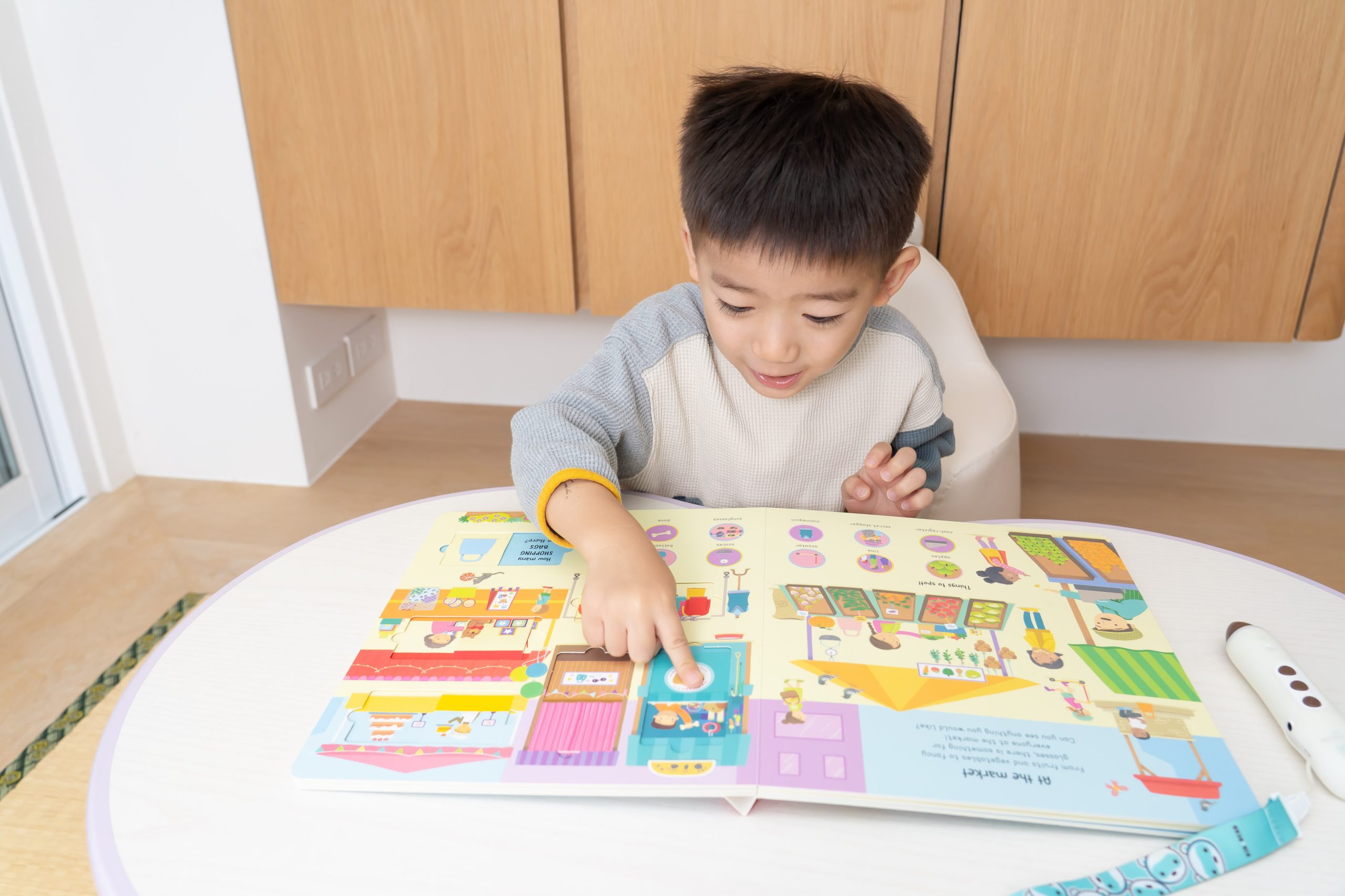 【KidsRead點讀筆x茜茜｜同步提升專注力｜幼兒英文篇。互動學習系列】+小小職人遊戲屋