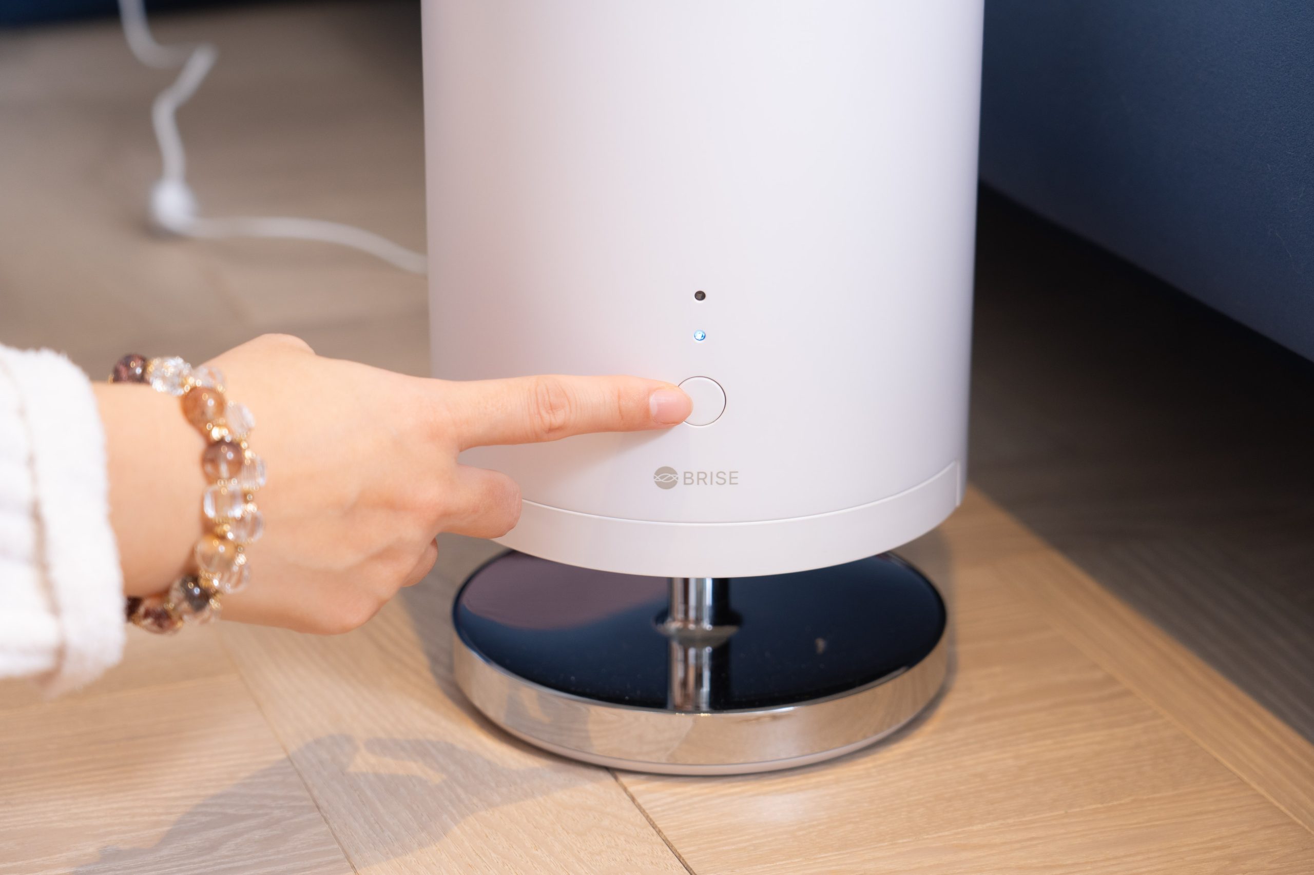 不想再更新病毒碼啦~【Suvios抑菌雙效空氣淨化機|醫療級病菌瓦解技術、終身免耗材】茜茜獨家首團最好康! 不想再更新病毒碼啦~【Suvios抑菌雙效空氣淨化機|醫療級病菌瓦解技術、終身免耗材】茜茜獨家首團最好康!